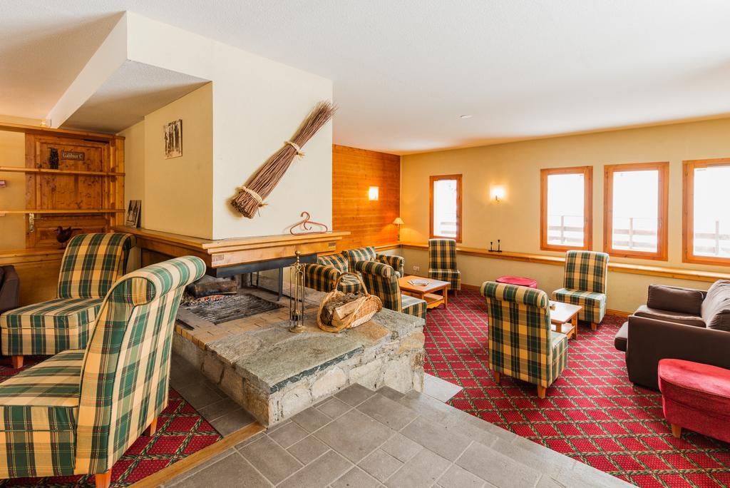 Lagrange Vacances Chalets Du Galibier Valloire Luaran gambar
