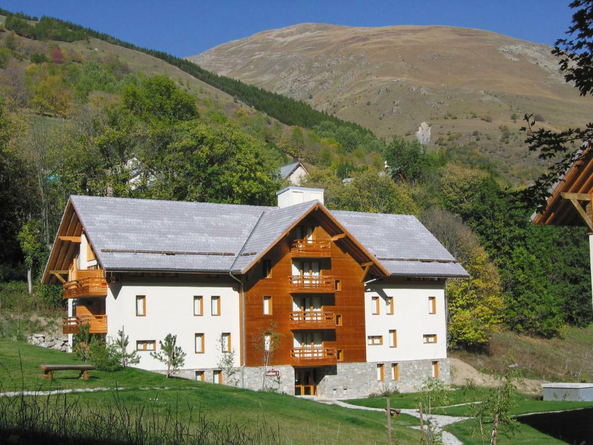 Lagrange Vacances Chalets Du Galibier Valloire Luaran gambar